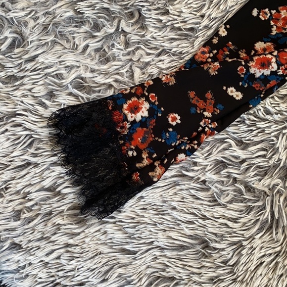 Socialite Black Floral Lace Tunic Dress Size Small - Picture 7 of 13